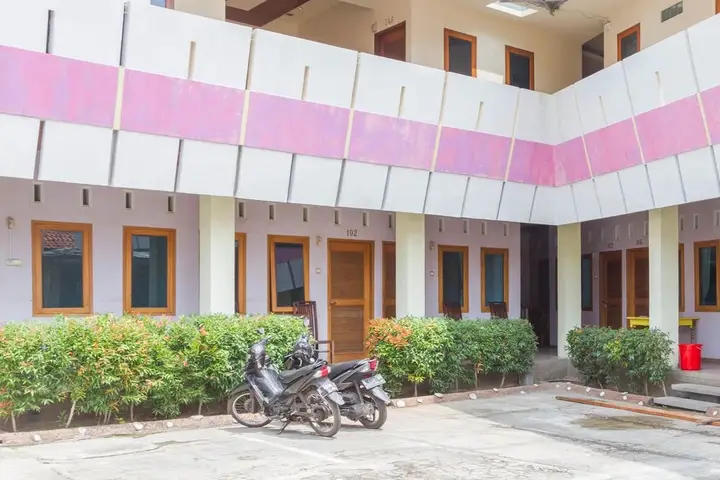 Чиребон: RedDoorz near Pasar Pagi Cirebon 2