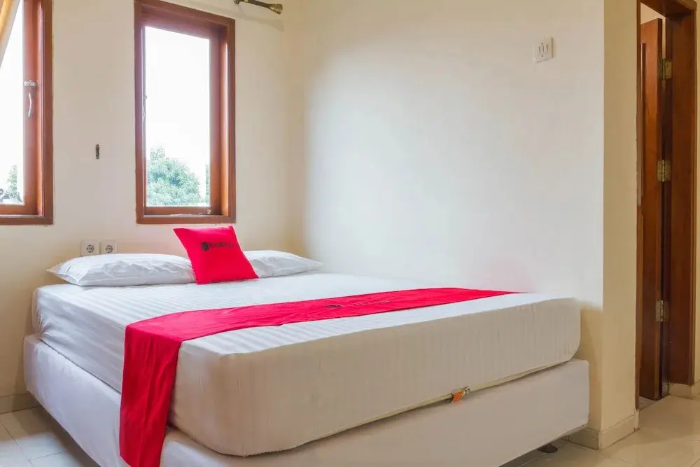 Чиребон: RedDoorz near Pasar Pagi Cirebon 2