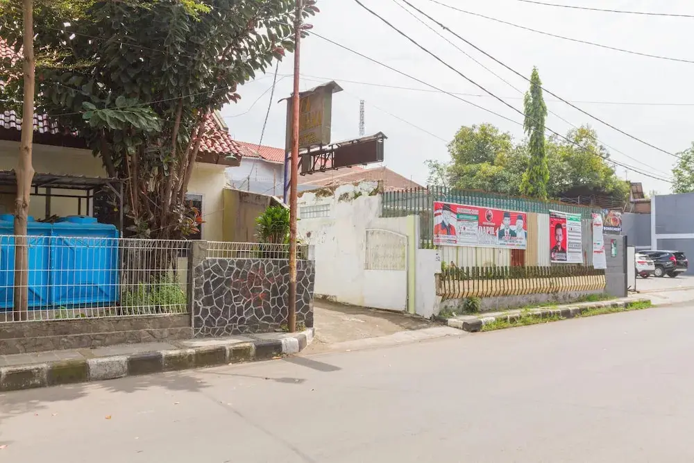 Чиребон: RedDoorz near Pasar Pagi Cirebon 2