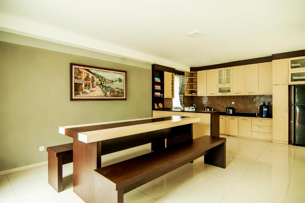 Паданг-Панджанг: OYO 882 Puri Gevana Guest House