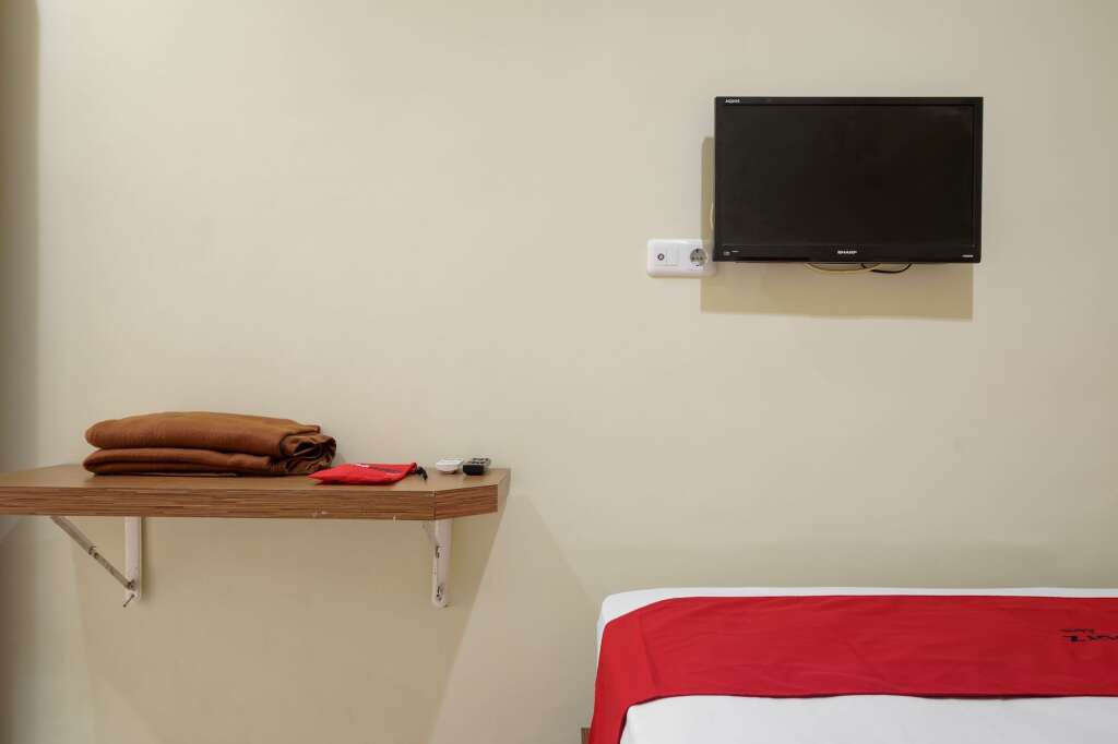 Палембанг: RedDoorz @ Jalan Jenderal Sudirman Palembang 2