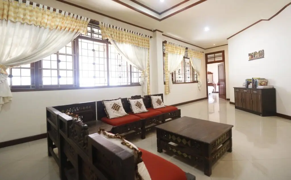 Сидоарджо: RedDoorz Syariah near Gelora Delta Sidoarjo