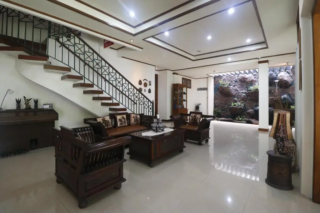 Сидоарджо: RedDoorz Syariah near Gelora Delta Sidoarjo