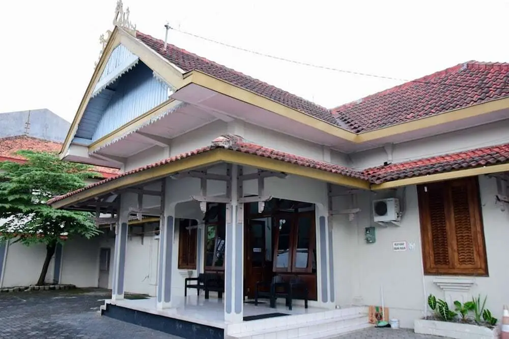 RedDoorz Syariah near Puro Pakualaman Palace — фото 1