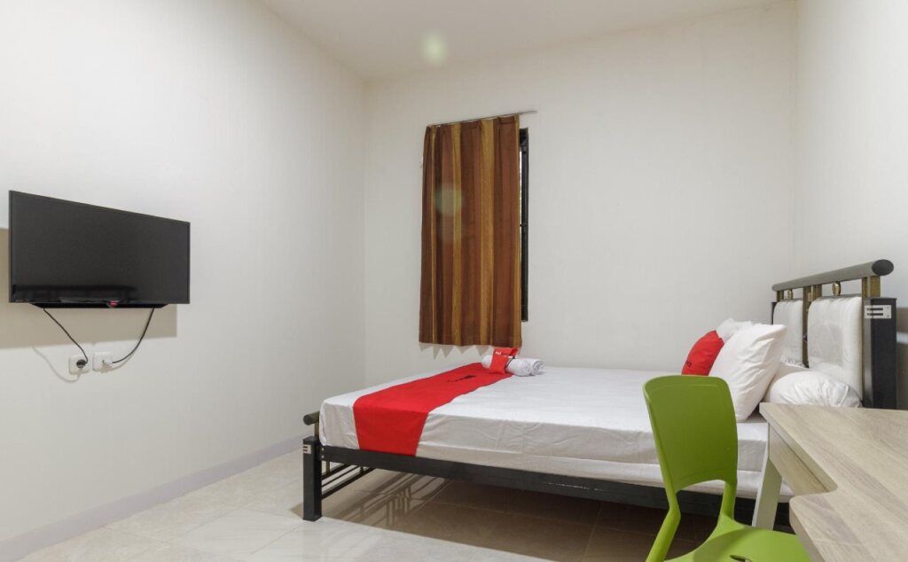 Макассар: RedDoorz Syariah near AP Pettarani 3