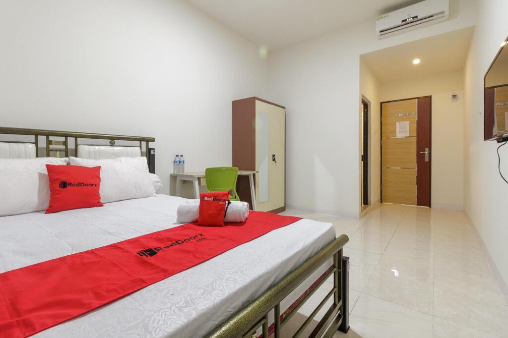Макассар: RedDoorz Syariah near AP Pettarani 3
