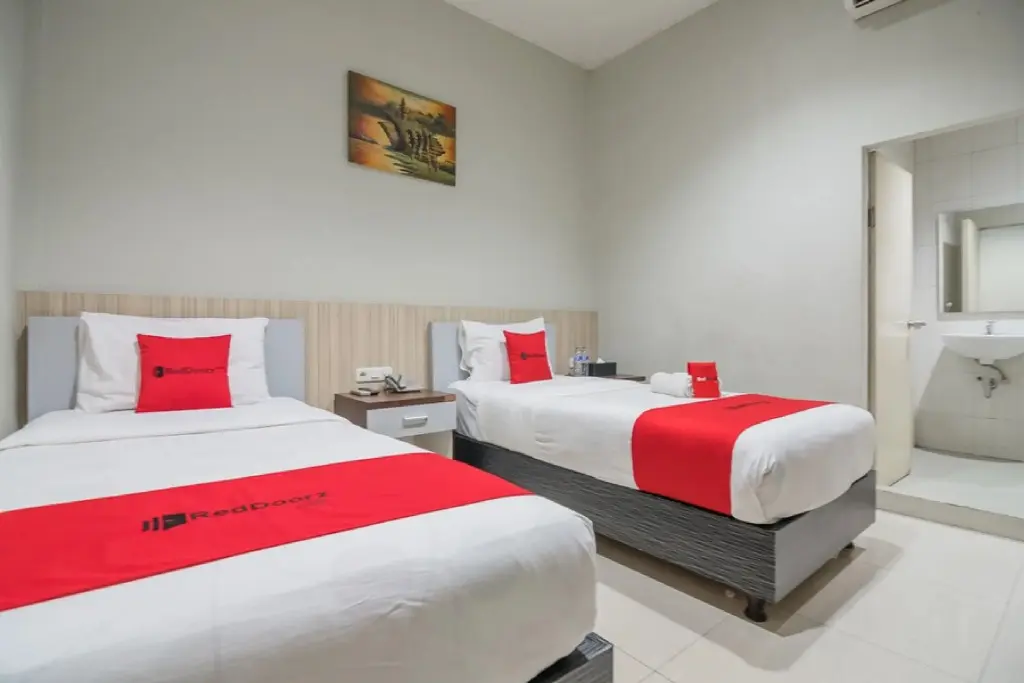 Джамби: RedDoorz Plus near Simpang Rimbo Jambi