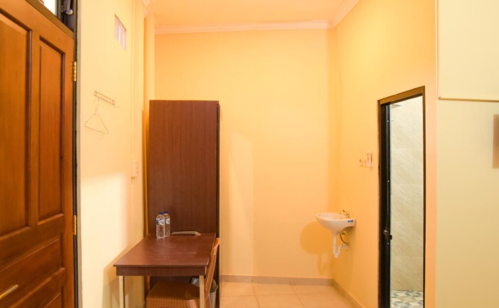 Батуретно: RedDoorz near Terminal A Adisucipto Airport