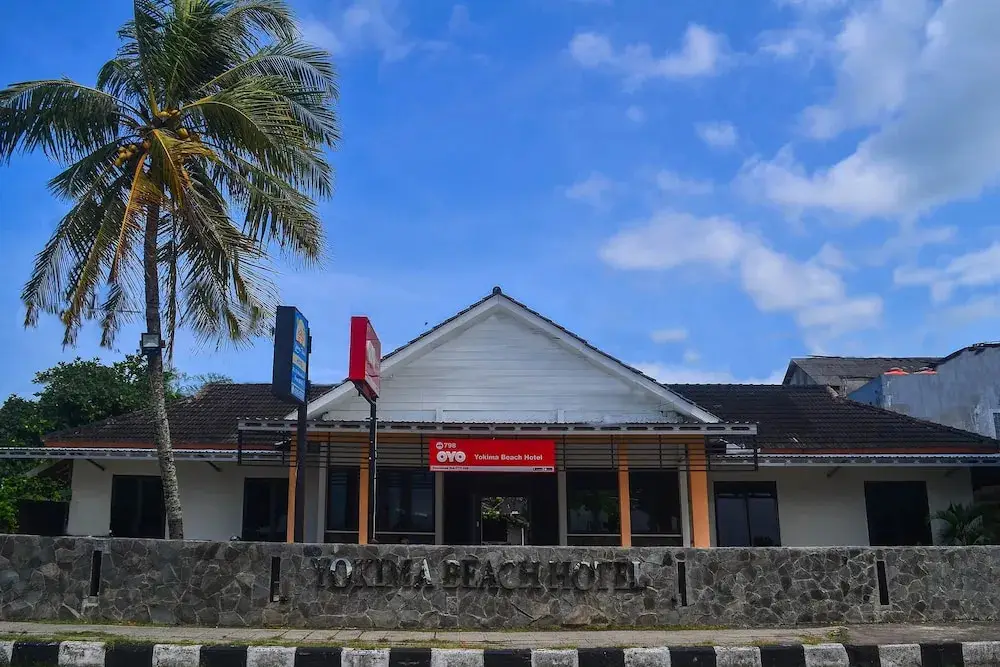 Oyo 798 Yokima Beach Hotel — фото 1