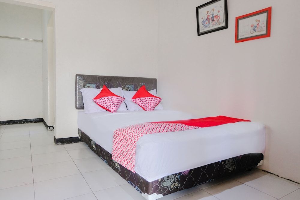 Бату: OYO 888 Grand Ijen Guest House