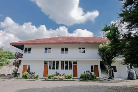 OYO 888 Grand Ijen Guest House — фото 1