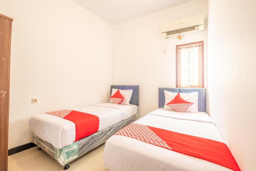 Чиребон: OYO 863 Tenacity Guest House Syariah