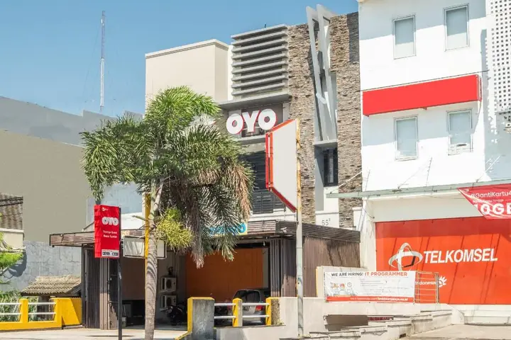 Чиребон: OYO 936 Tremigo Guest House Syariah
