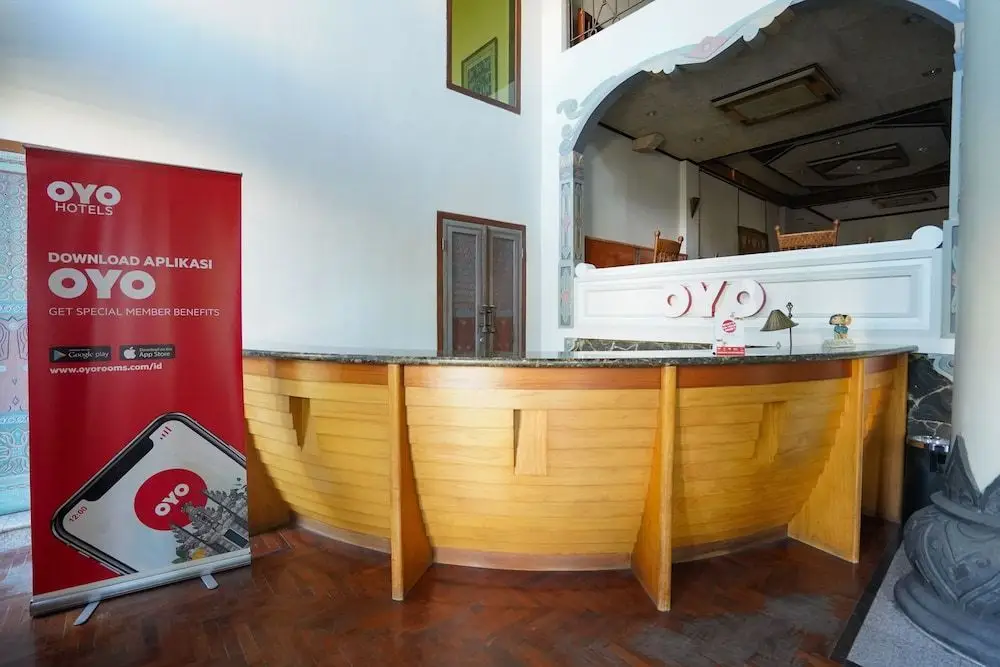 Сурабая: Oyo 751 Hoormoes House