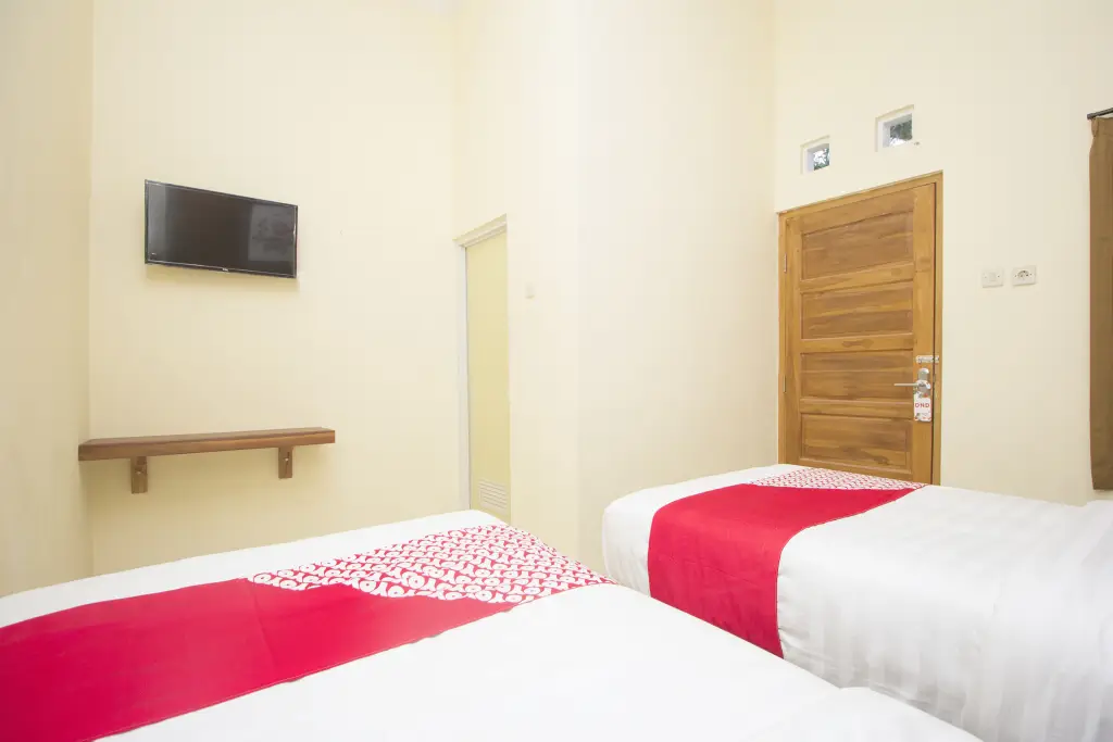 Депок: OYO 952 Annisa Syariah Guest House