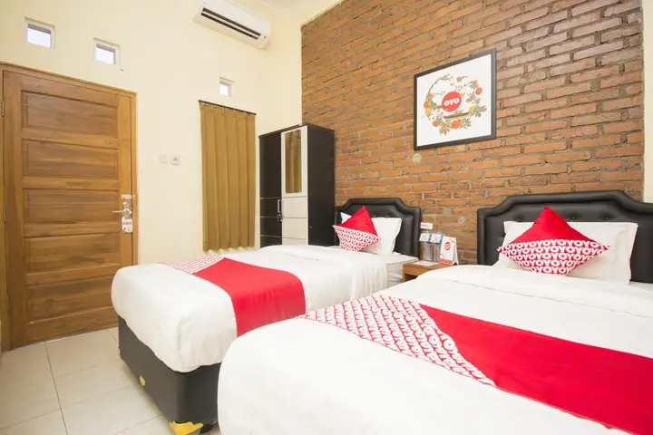 Депок: OYO 952 Annisa Syariah Guest House