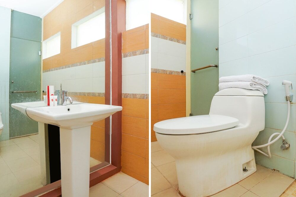 Сурабая: Elinoki Guest House by Oyo Rooms