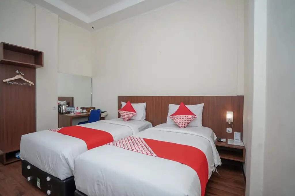 Палембанг: OYO 987 Hotel Bina Darma