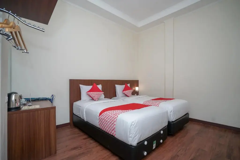 Палембанг: OYO 987 Hotel Bina Darma