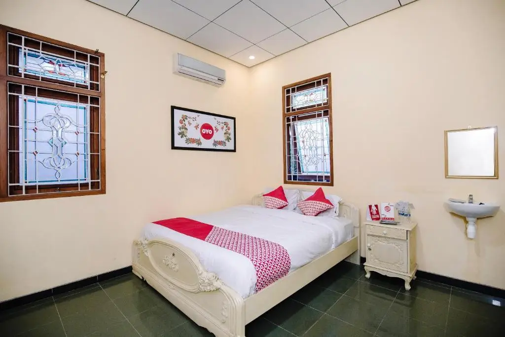 Баньюванги: Oyo 986 Authentic Osing Homestay