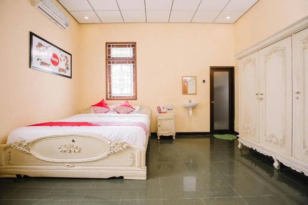 Баньюванги: Oyo 986 Authentic Osing Homestay