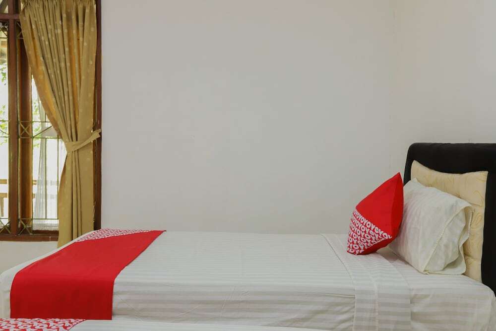 Сукарайя: OYO 735 New Panjang Jiwo Resort