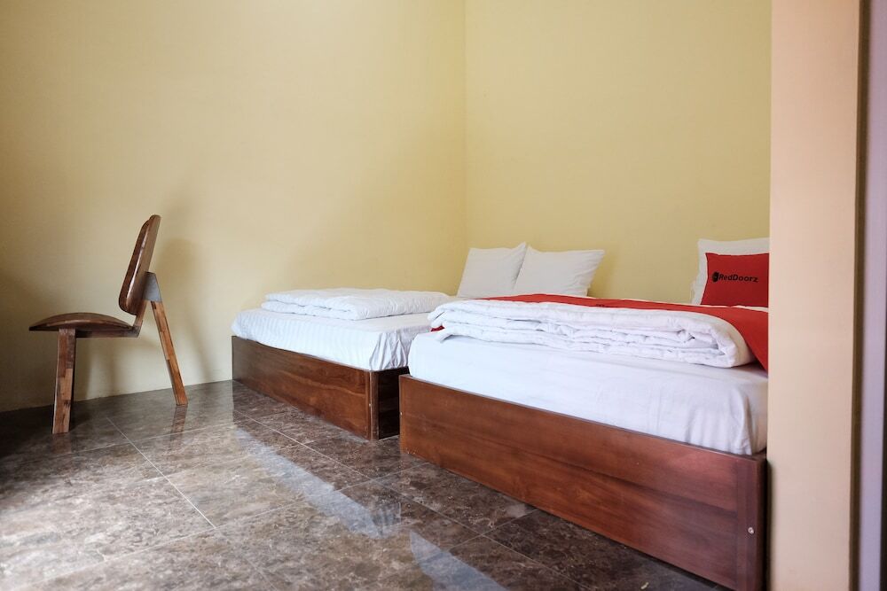 Депок: Reddoorz @ Pandega Padma