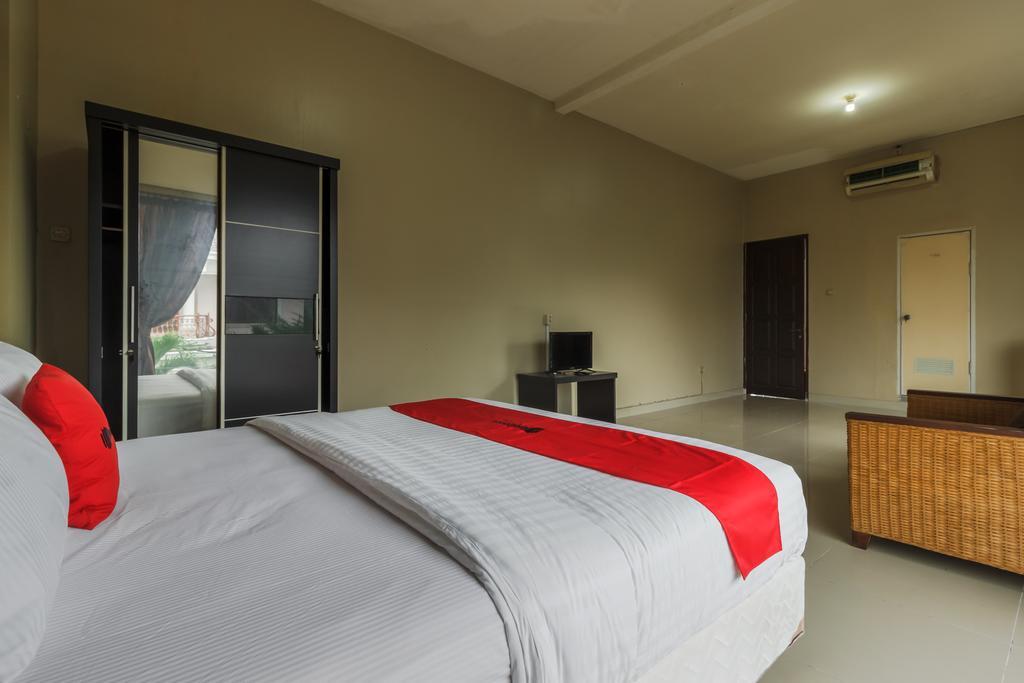 Богор: RedDoorz Syariah near Taman Air Mancur Bogor