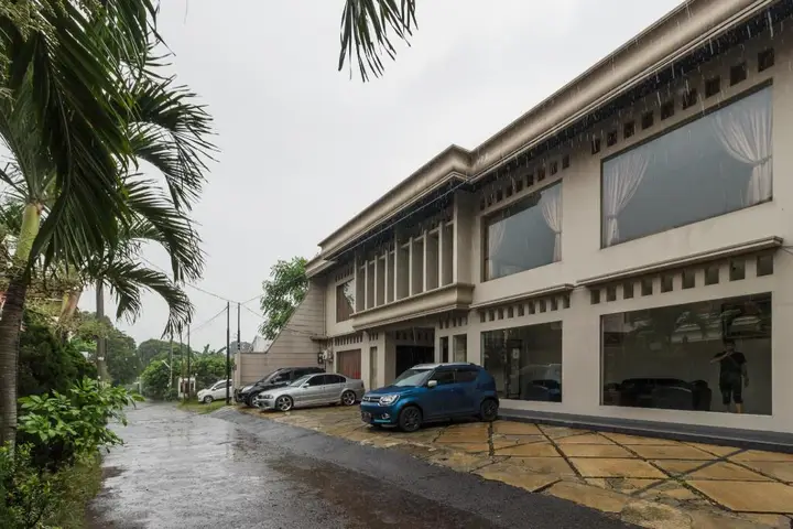 Богор: RedDoorz Syariah near Taman Air Mancur Bogor