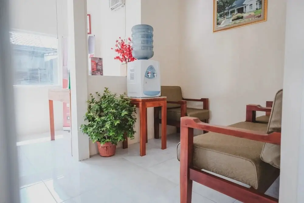 Бангунтапан: RedDoorz near Ambarukmo Yogyakarta