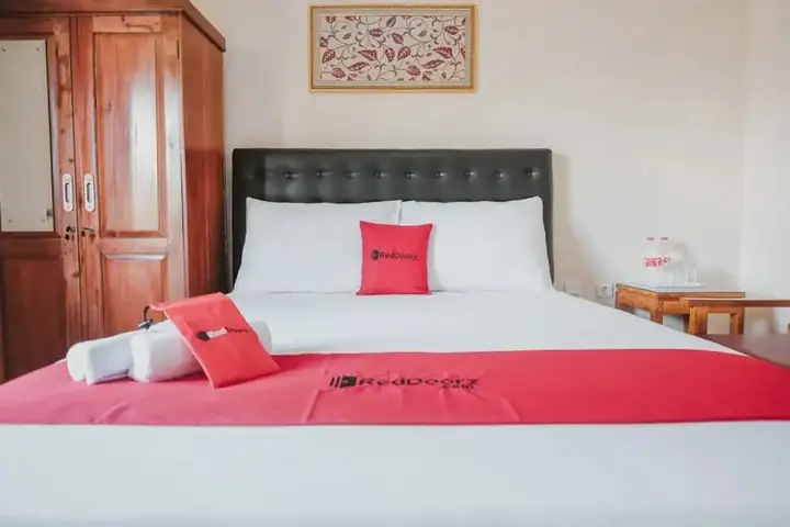 Бангунтапан: RedDoorz near Ambarukmo Yogyakarta
