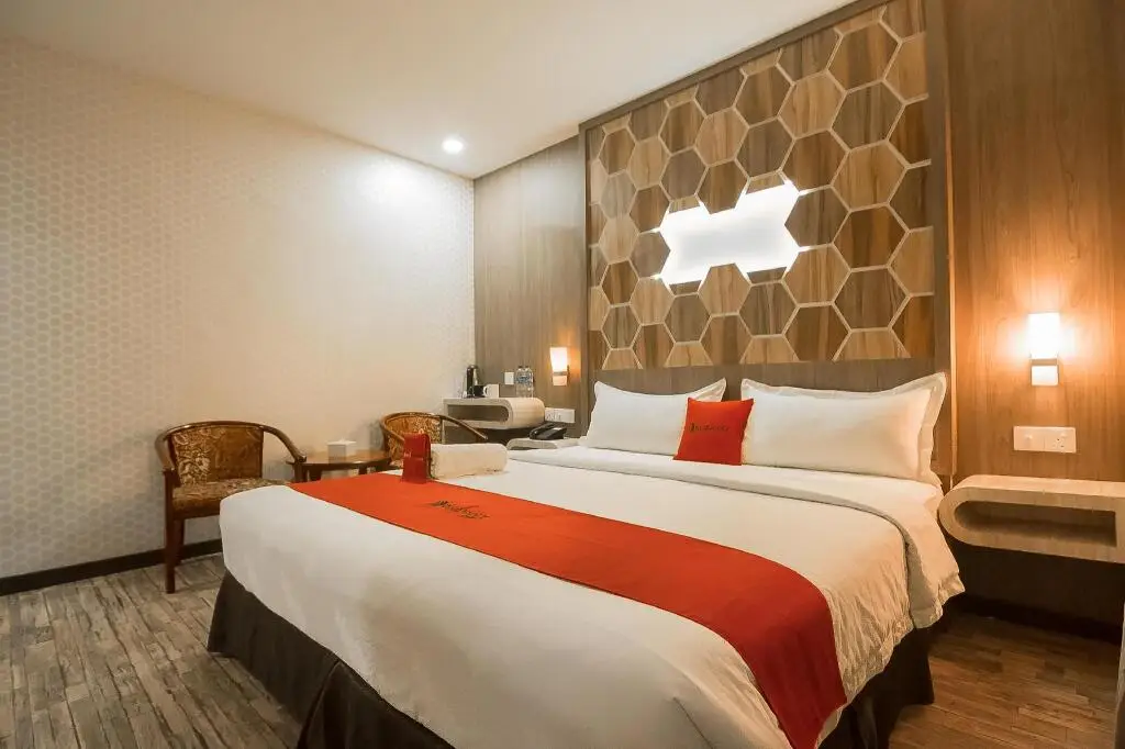 Батам: RedDoorz Plus near Mall Nagoya Hill Batam 3