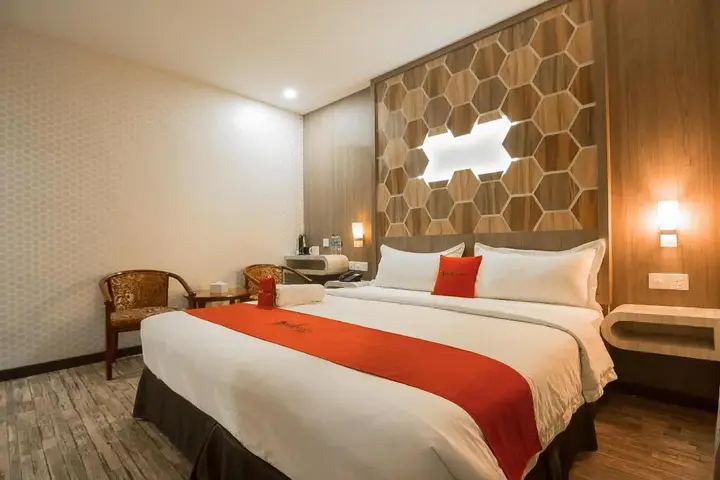Батам: RedDoorz Plus near Mall Nagoya Hill Batam 3