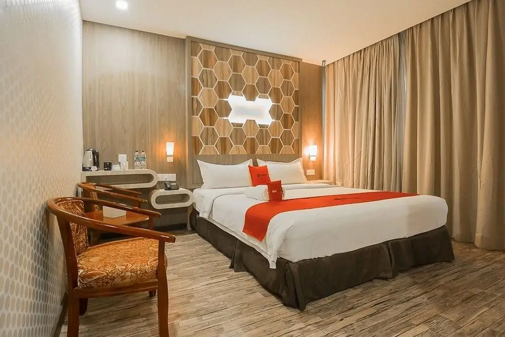 Батам: RedDoorz Plus near Mall Nagoya Hill Batam 3