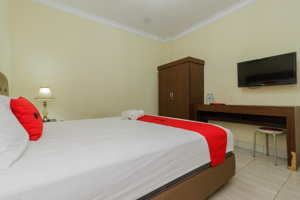Вори: RedDoorz @ Malalayang 2 Manado