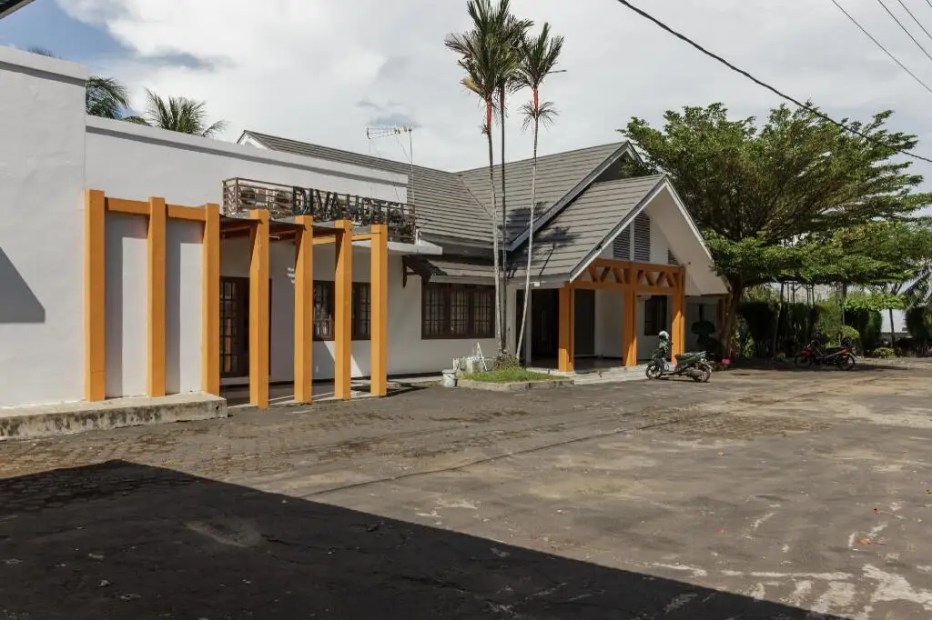Бенгкулу: RedDoorz near Pantai Panjang Bengkulu