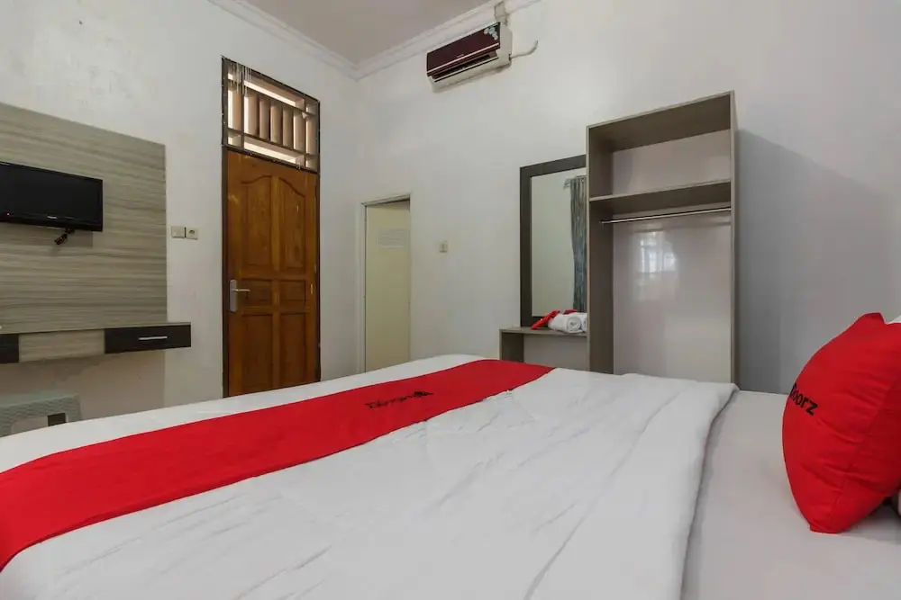 Бенгкулу: RedDoorz near Pantai Panjang Bengkulu