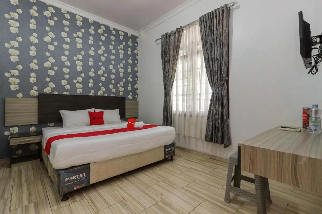 Бенгкулу: RedDoorz near Pantai Panjang Bengkulu