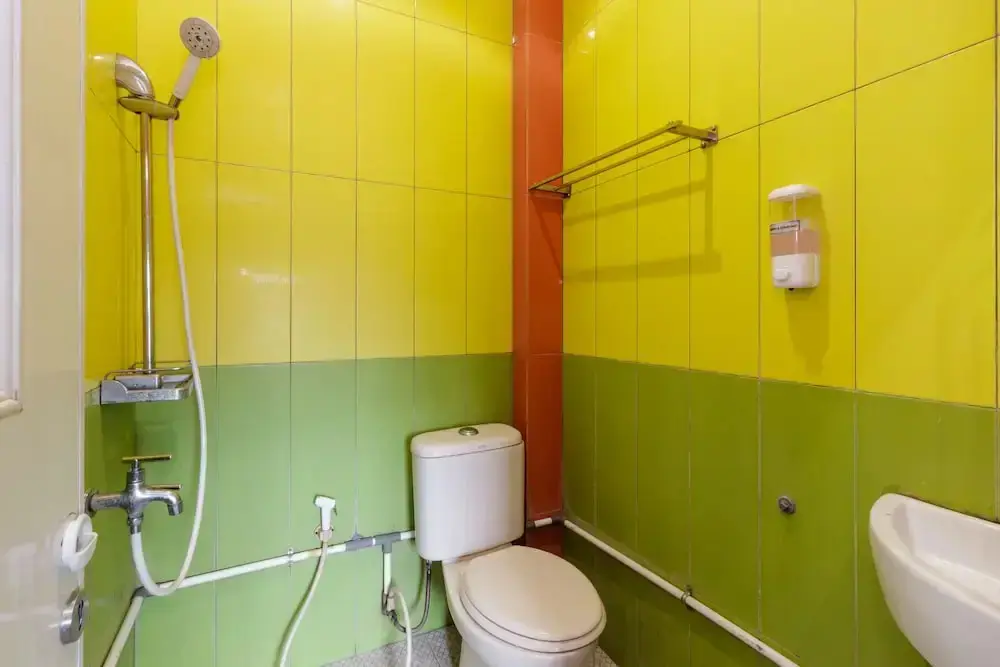 Бенгкулу: Reddoorz Near Bencoolen Mall Bengkulu