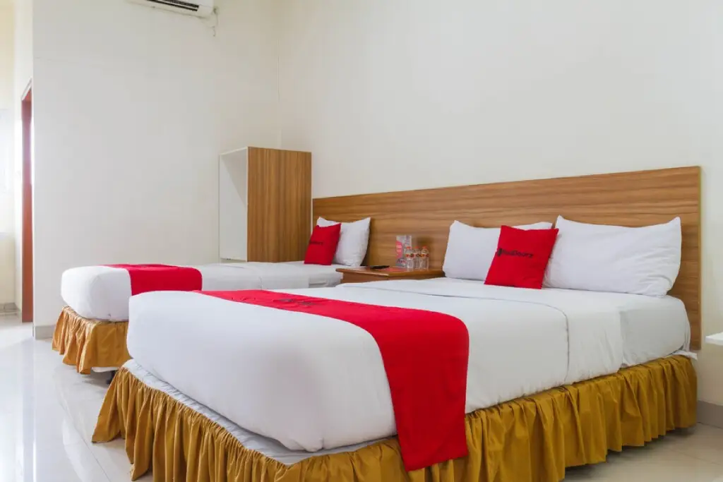 Бандунг: RedDoorz Plus @ Surapati 2