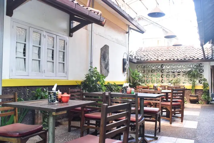 Джокьякарта: RedDoorz Plus Syariah @ Monginsidi Guest House