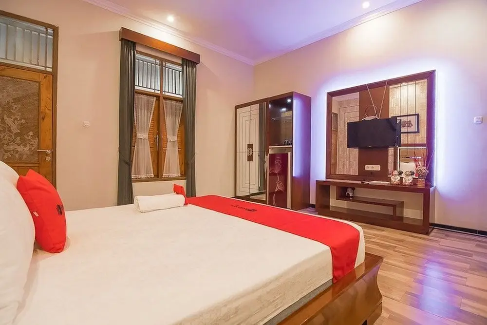 Семаранг: Reddoorz Plus @ Meteseh