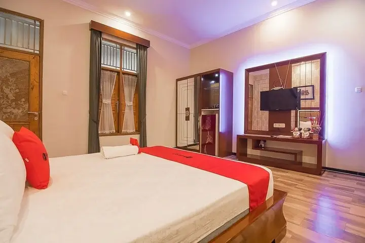 Семаранг: Reddoorz Plus @ Meteseh