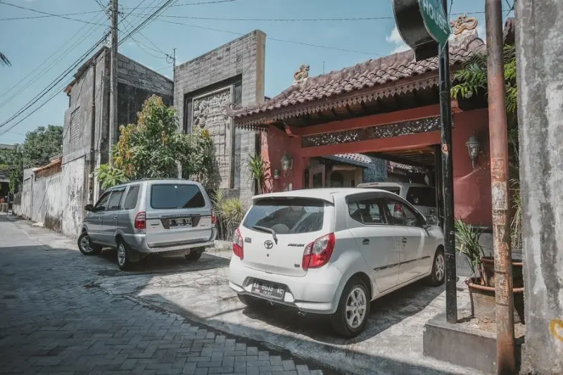 Джокьякарта: RedDoorz near Galeria Mall 2