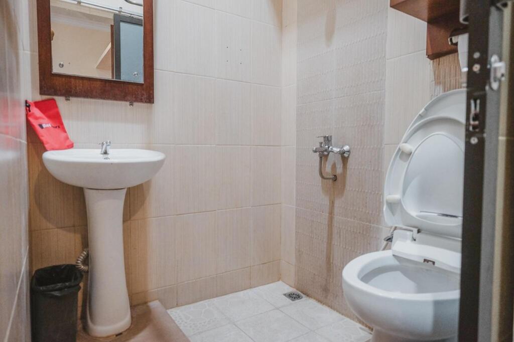 Джокьякарта: RedDoorz near Galeria Mall 2