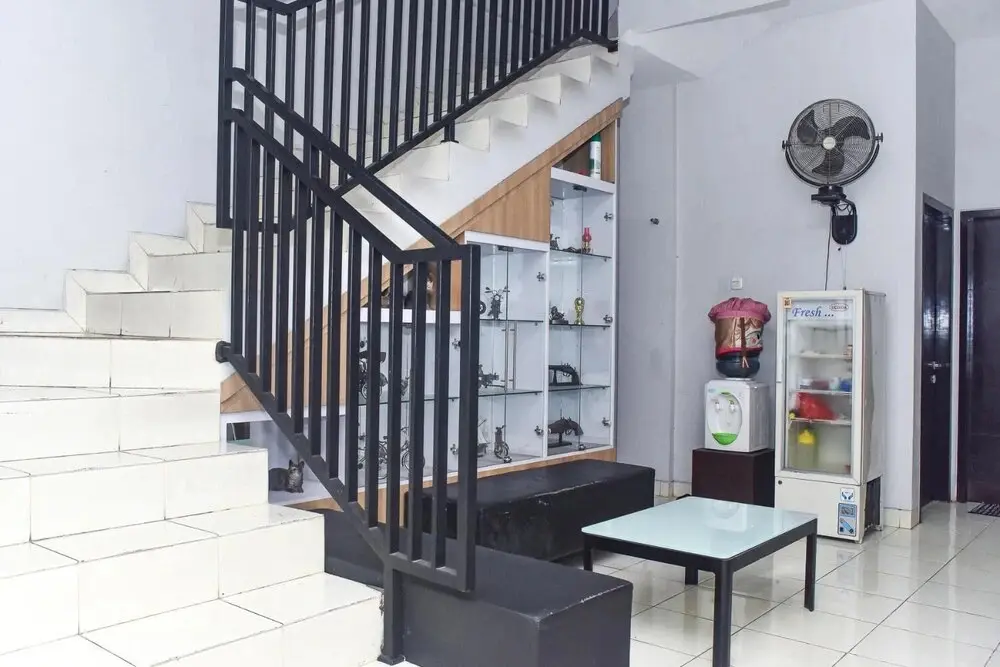Макассар: RedDoorz Syariah near Jalan Somba Opu