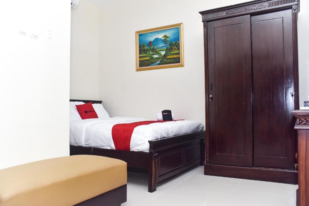 Сидоарджо: RedDoorz Syariah near Gelora Delta Sidoarjo 2