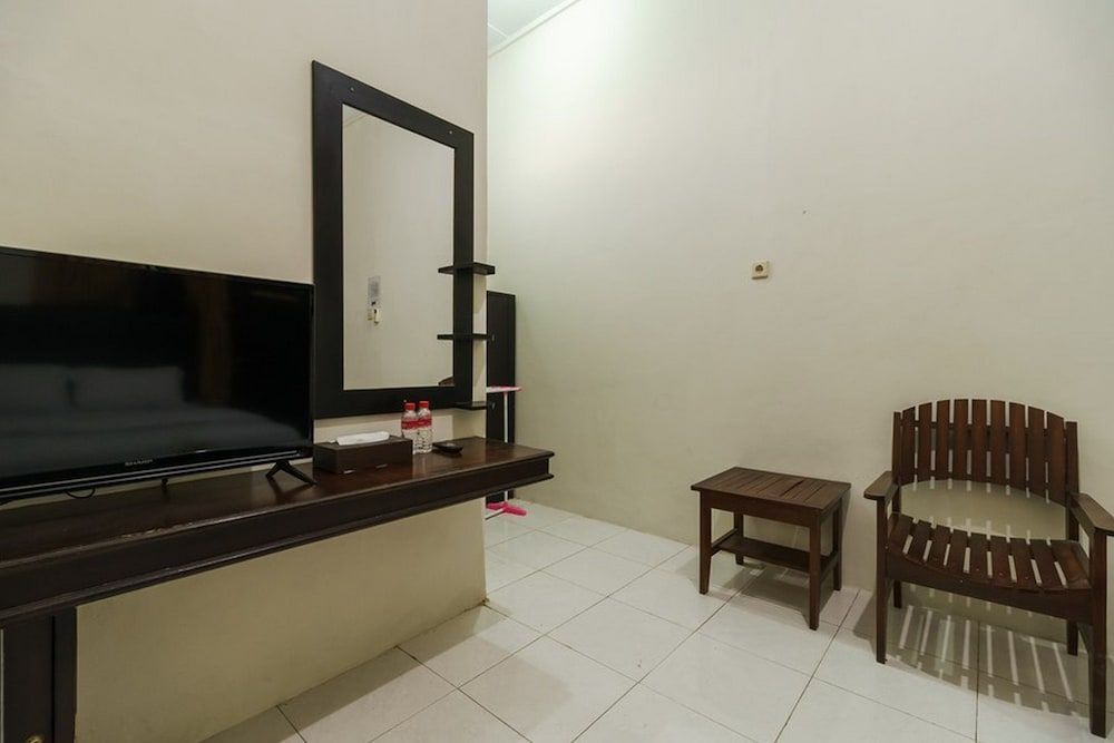 Бенгкулу: RedDoorz Syariah near Fort Marlborough