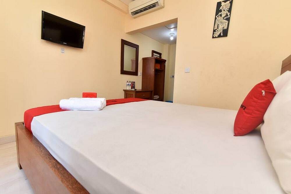 Денпасар: RedDoorz near Level 21 Mall Denpasar