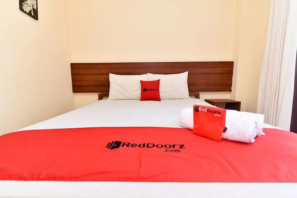 Денпасар: RedDoorz near Level 21 Mall Denpasar